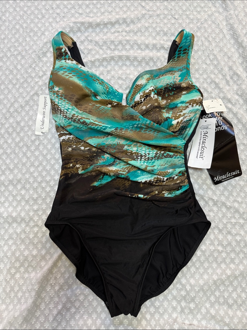 Miraclesuit Escape Swimsuit Black 447966 size 16 - Picture 9 of 9